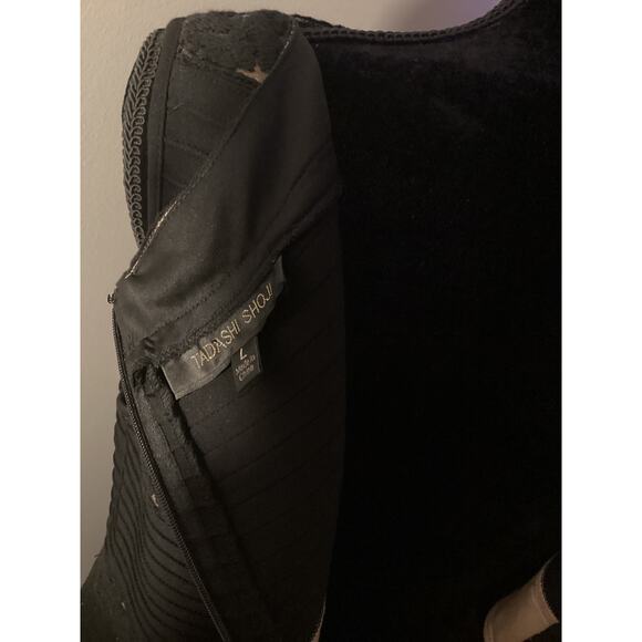 Tadashi Shoji Black lace holiday dress lg - Picture 6 of 6